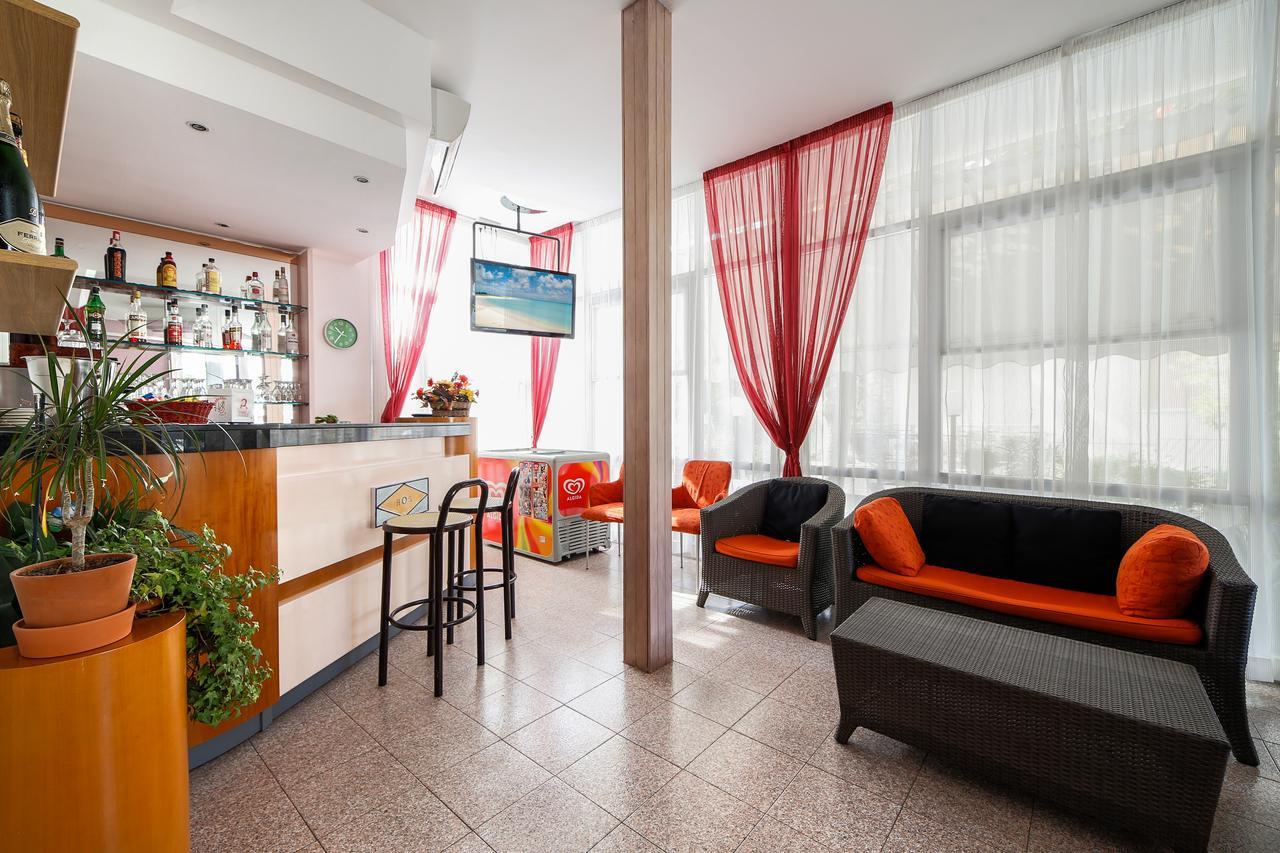 Hotel Susanna Rimini Exterior foto